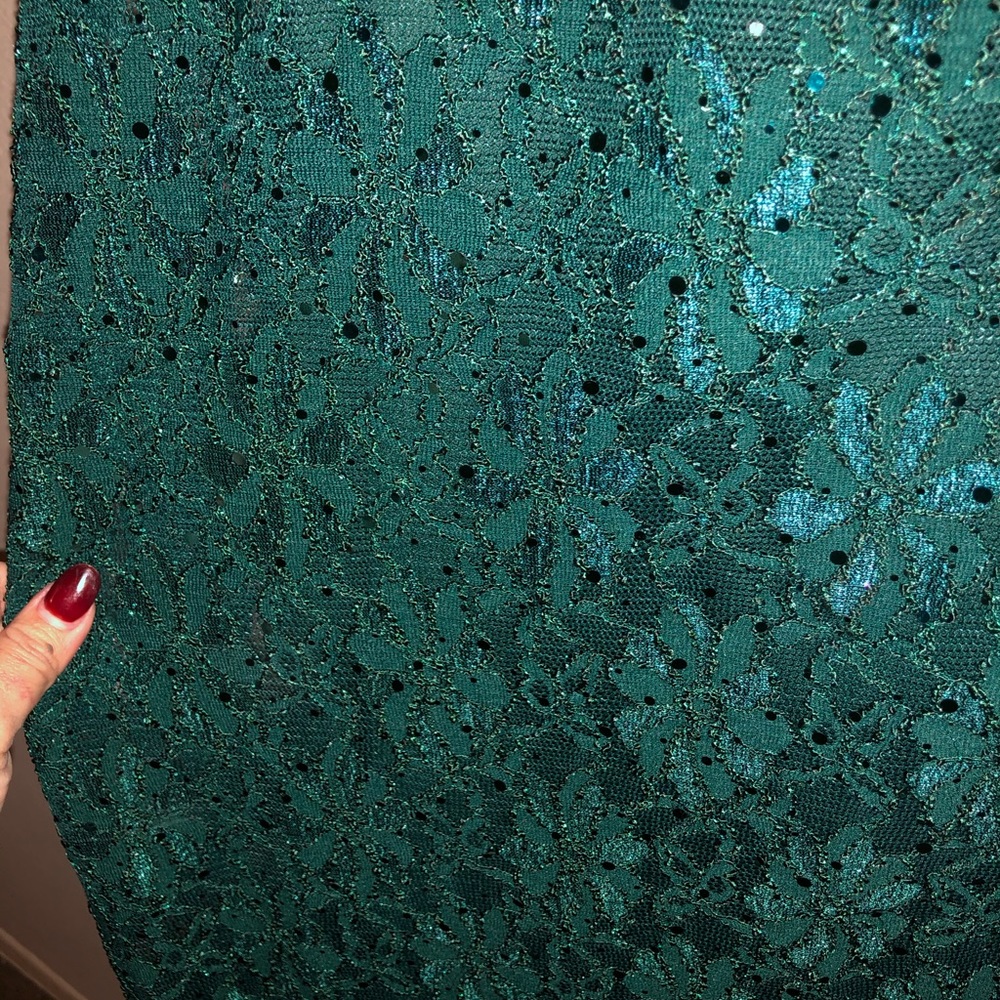 SOLD - NWT Hunter Green Lace Gown - Picture 3 of 4